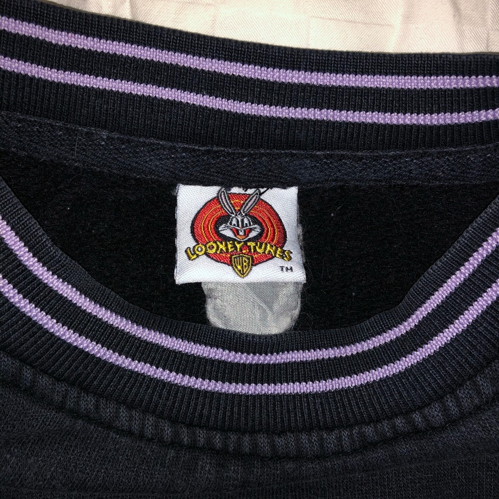 VINTAGE 80’s Tweety Bird Crewneck - Picture 4 of 5